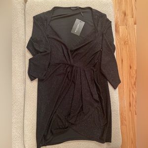 PLUS BLACK GLITTER PLEAT FRONT BODYCON DRESS (size 16)